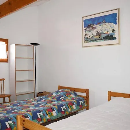 Hébergement de vacances Maison Narbonne, 2 Pièces, 6 Personnes - Fr-1-229b-136 Narbonne